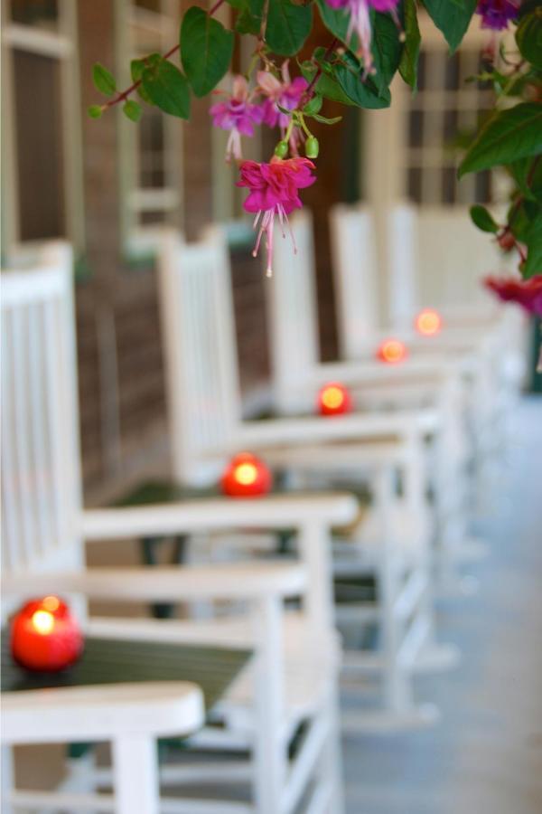 Pequot Hotel Oak Bluffs Buitenkant foto