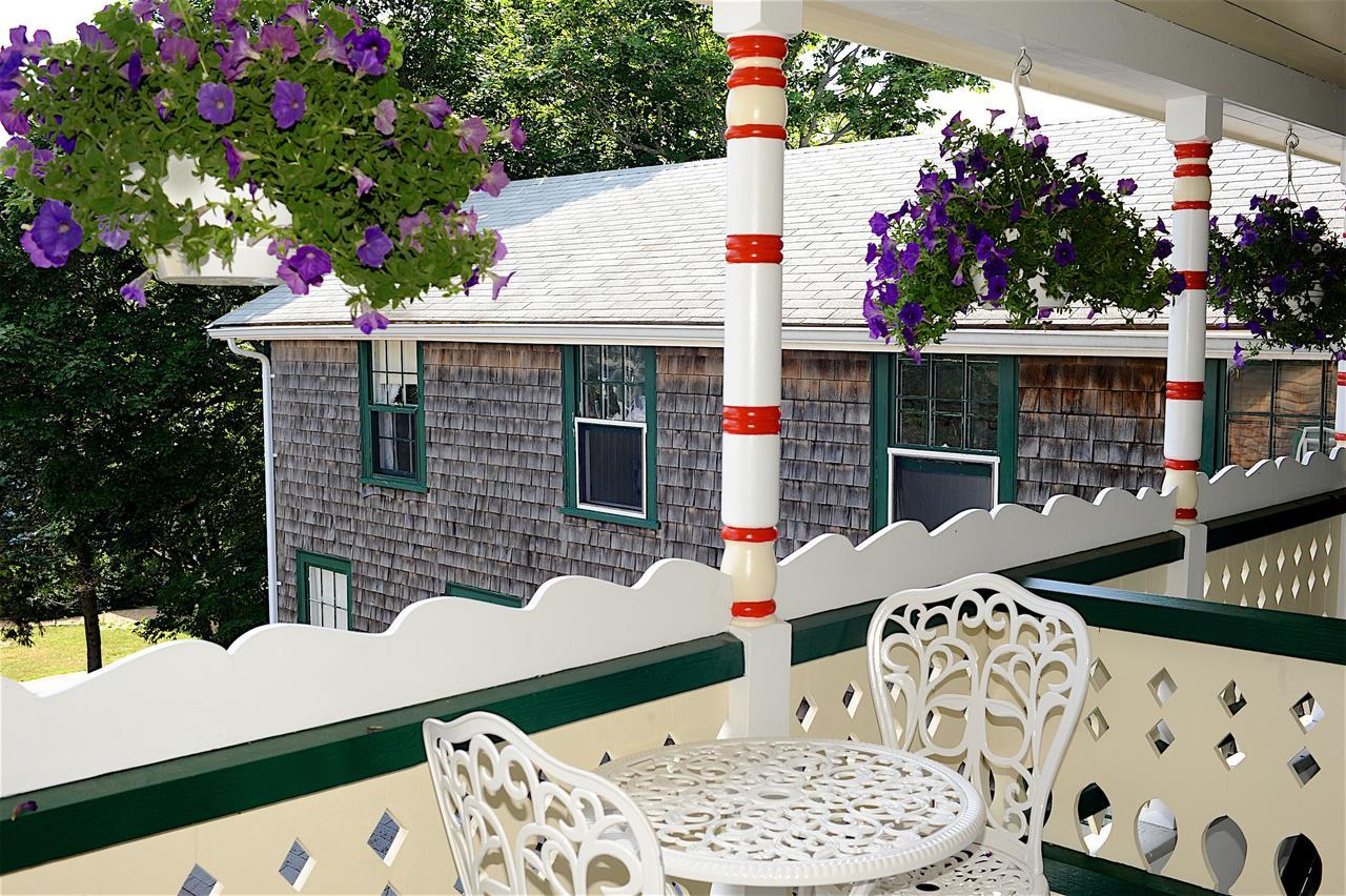 Pequot Hotel Oak Bluffs Buitenkant foto
