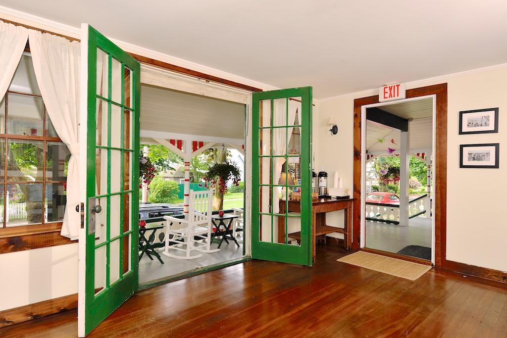 Pequot Hotel Oak Bluffs Buitenkant foto