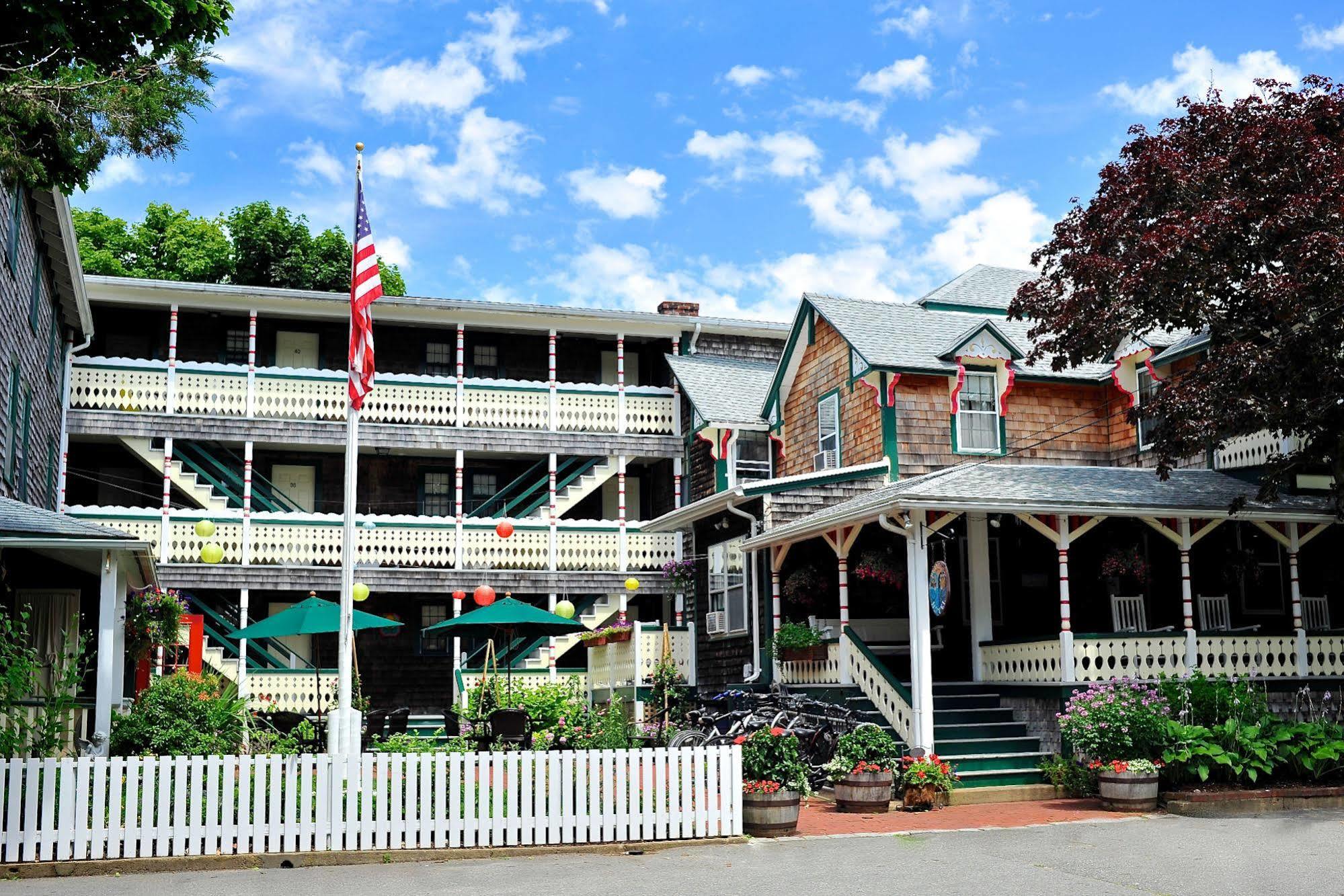 Pequot Hotel Oak Bluffs Buitenkant foto